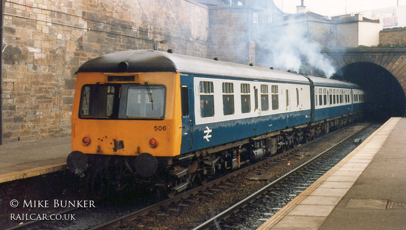 Class 120 DMU at Haymarket