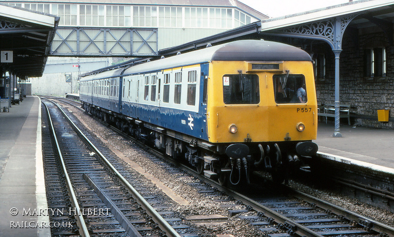 Class 120 DMU at Teignmouth