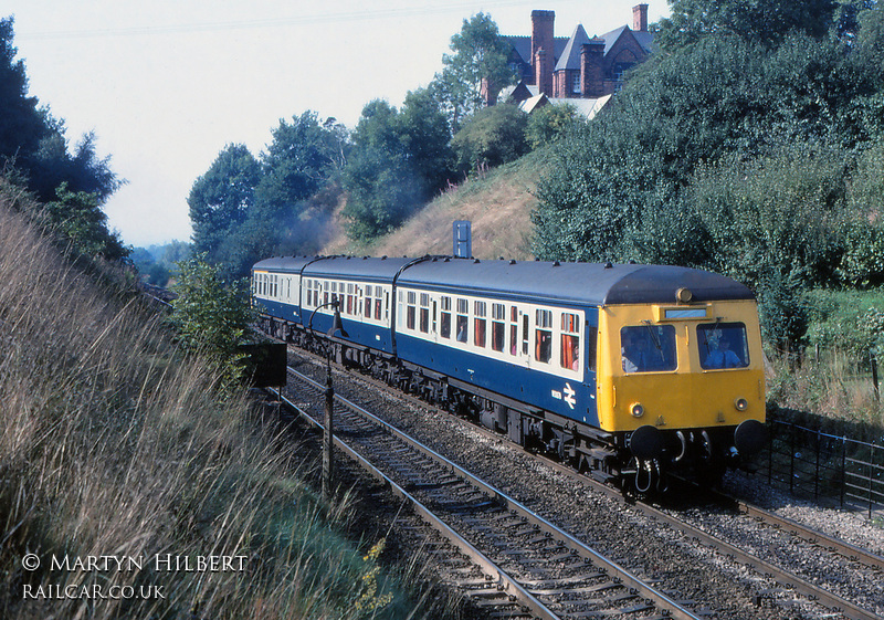 Class 120 DMU at Blackwell