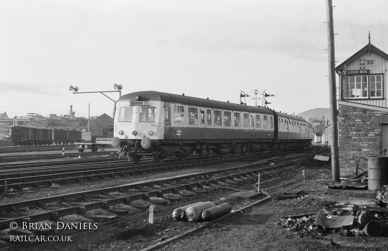 Class 120 DMU at Inverness