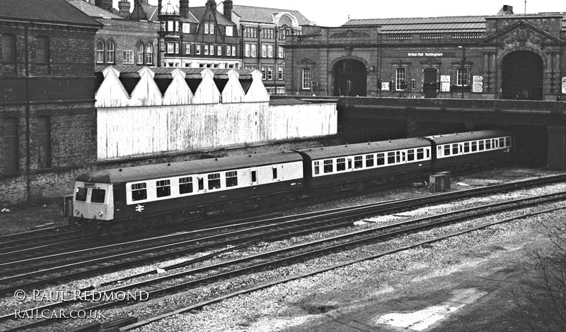 Class 120 DMU at Nottingham
