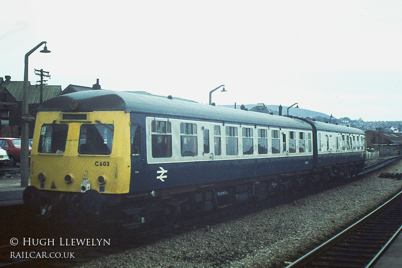 Class 120 DMU at Neath General