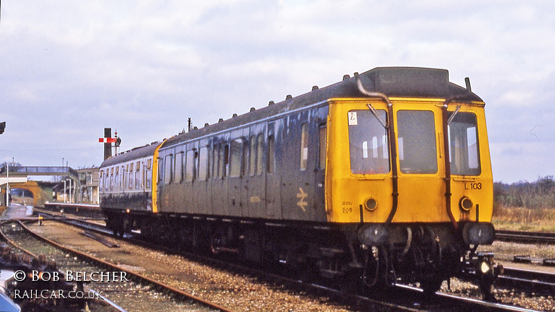 Class 121 DMU at Moreton-in-Marsh