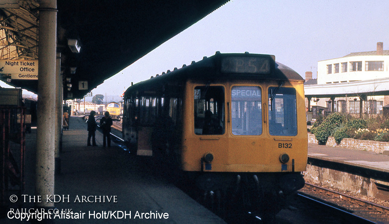 Class 121 DMU at Taunton