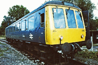 Class 122 DMU at Glascoed