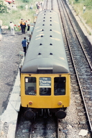 Class 122 DMU at Thame