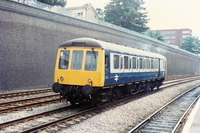 122 DMU