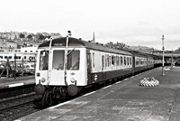 122 DMU