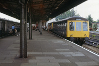 Class 122 DMU at Leamington