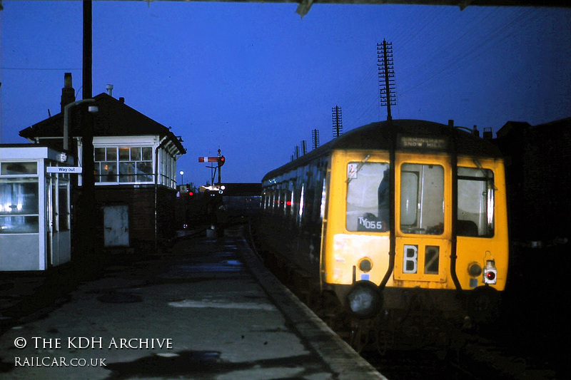 Class 122 DMU at Langley Green