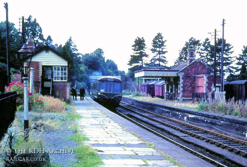 Class 122 DMU at Bromyard