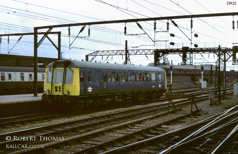 Class 122 DMU at Crewe