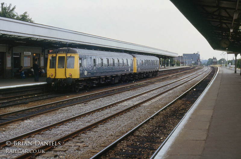 Class 122 DMU at Leamington