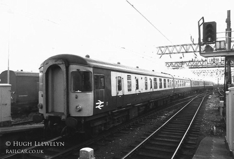 Class 123 DMU at Manchester Piccadilly