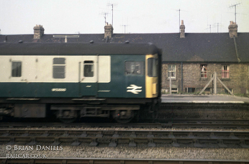 Class 123 DMU at Oxford