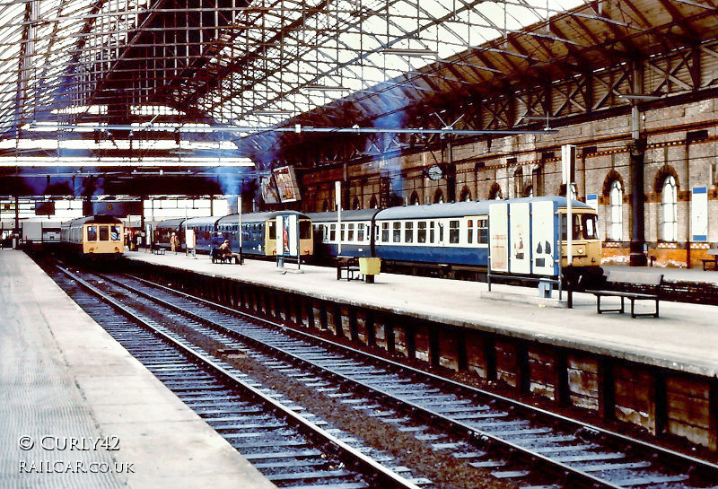 Class 124 DMU at Manchester Piccadilly