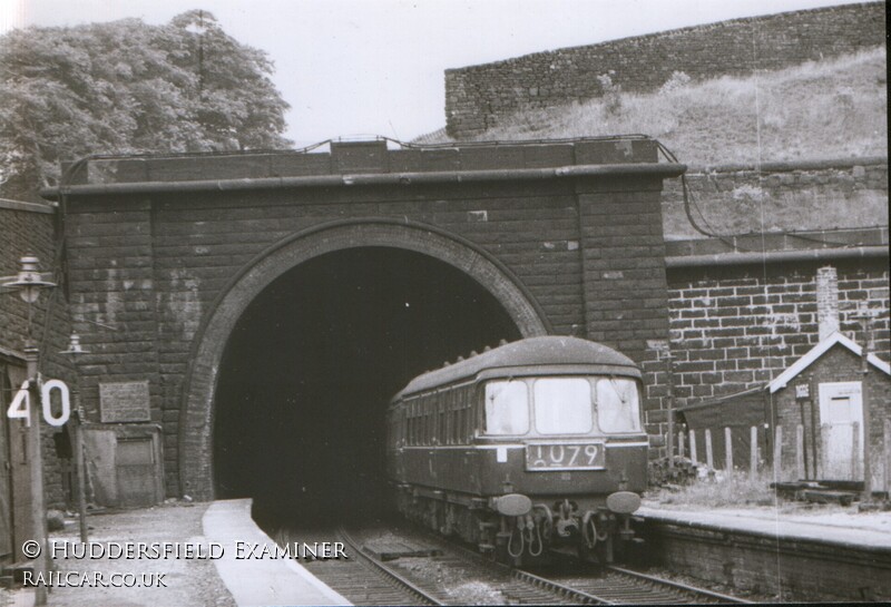 Class 124 DMU at Diggle