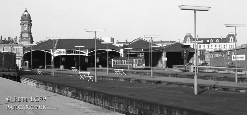 Class 124 DMU at Scarborough