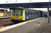 Class 125 DMU at Wood Green