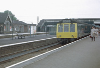 Class 127 DMU at Harpenden Central