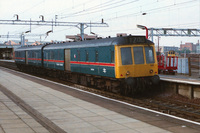 Class 127 DMU at Watford Junction