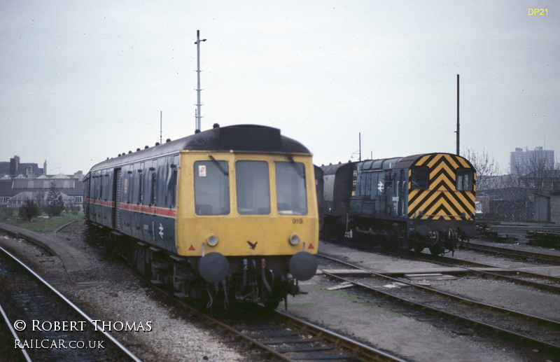 Class 127 DMU at Cardiff Riverside