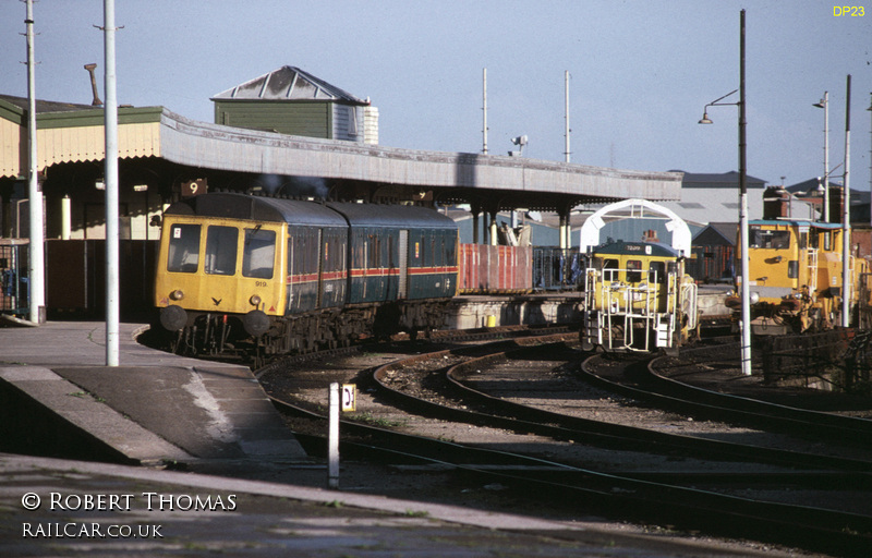 Class 127 DMU at Cardiff Riverside