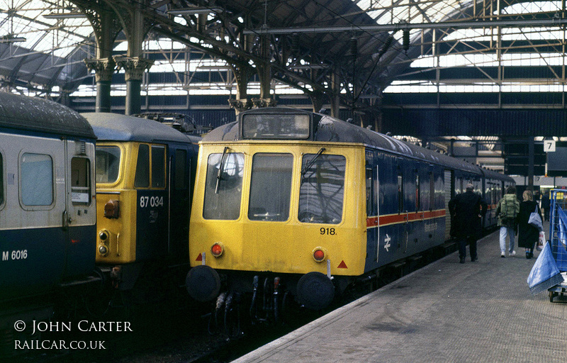 Class 127 DMU at Manchester Piccadilly