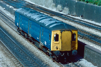 Class 128 DMU at Acton Main Line