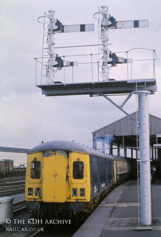 Class 128 DMU at Chester