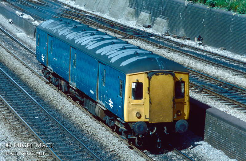 Class 128 DMU at Acton Main Line