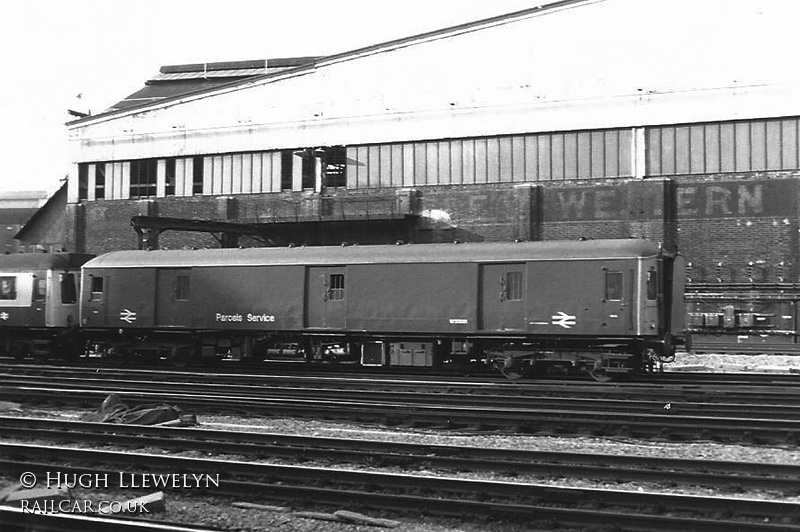 Class 128 DMU at London Paddington