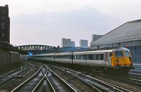 blue-pullman DMU