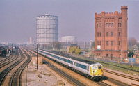 blue-pullman DMU