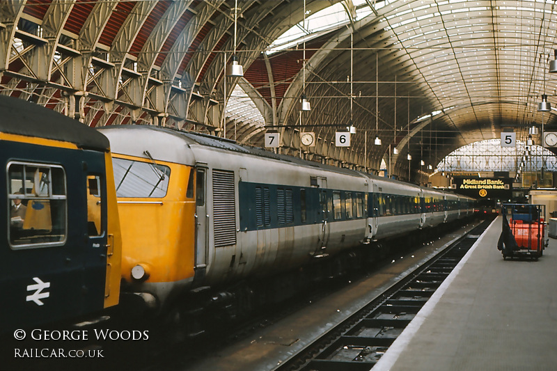 Blue pullman at London Paddington