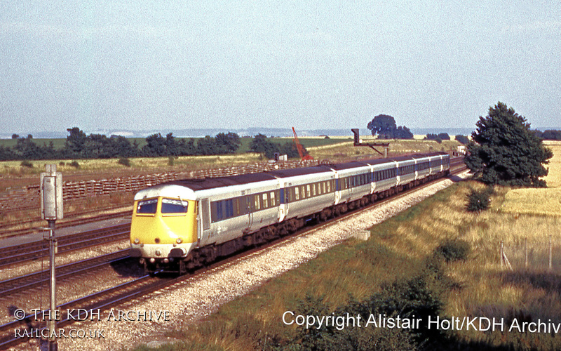 Blue pullman at South Moreton