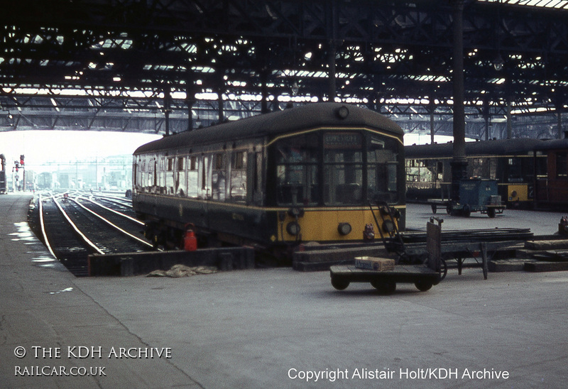 Derby lightweight at Edinburgh Waverley