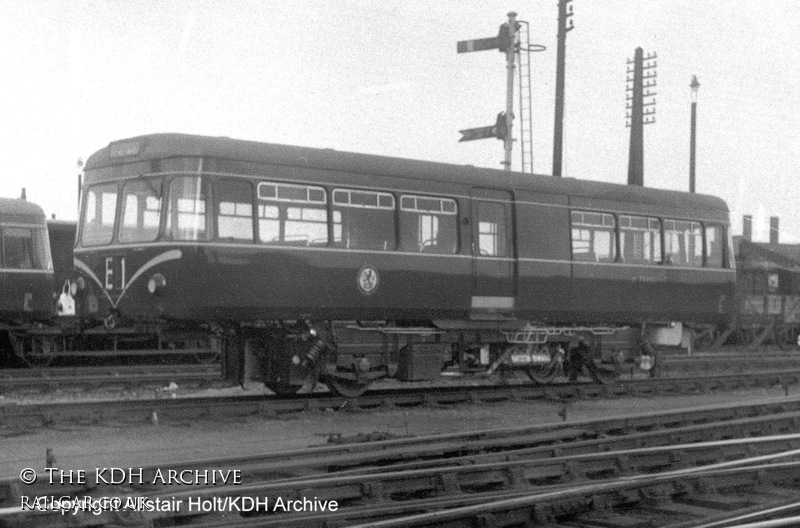 Park royal railbus at Bedford