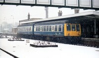 Class 108 DMU at Boston