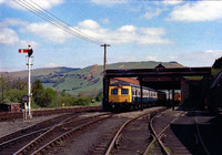  DMU