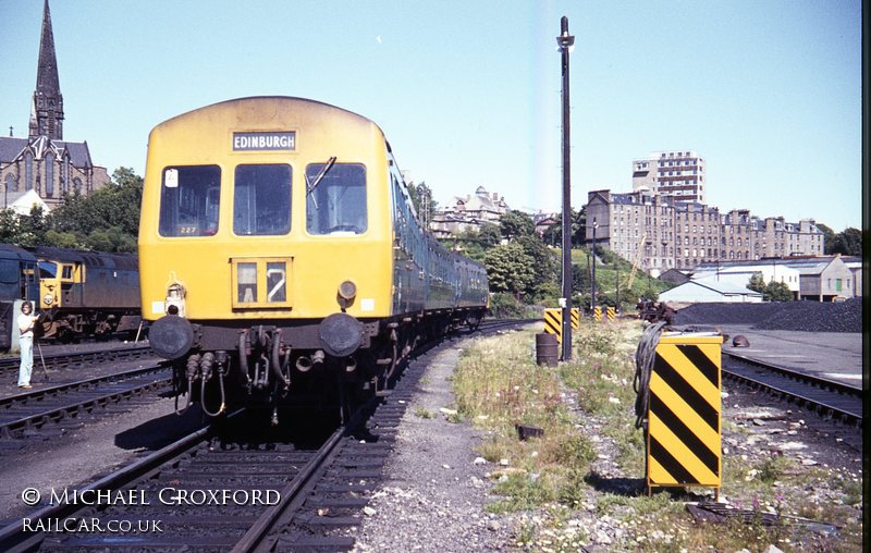 Class 101 DMU at Dundee