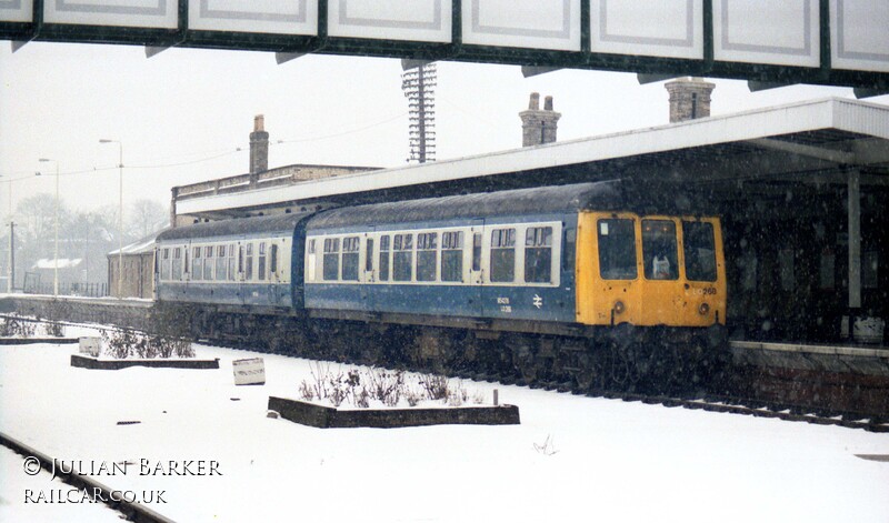 Class 108 DMU at Boston