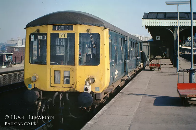 Class 100 DMU at Ipswich