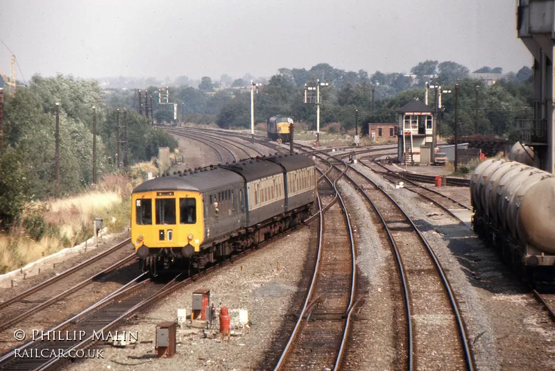 Class 100 DMU at Syston South Junction