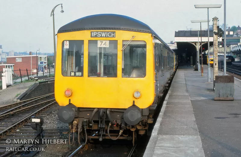 Class 100 DMU at Ipswich