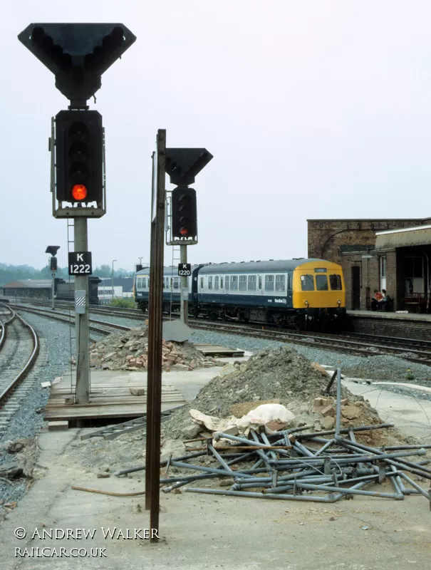 Class 101 DMU at Wakefield Kirkgate