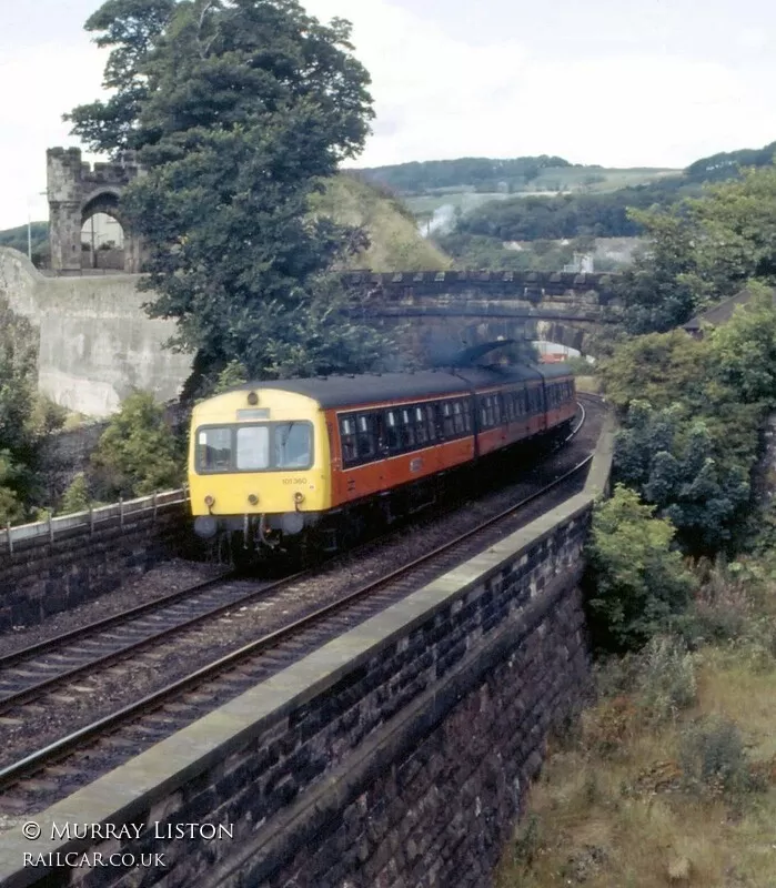 Class 101 DMU at Burntisland