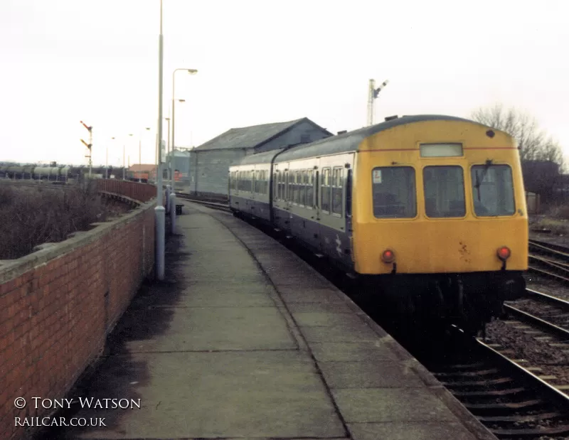 Class 101 DMU at Gainsborough Lea Road