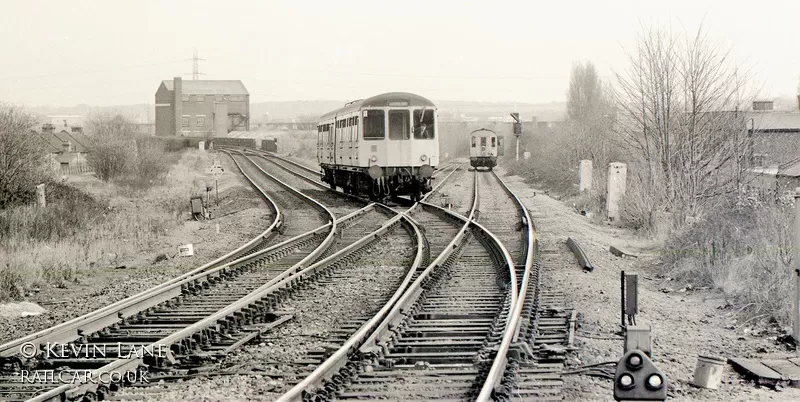 Class 104 DMU at South Tottenham East Junction