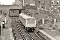 Class 105 DMU at Caledonian Road &amp; Barnsbury